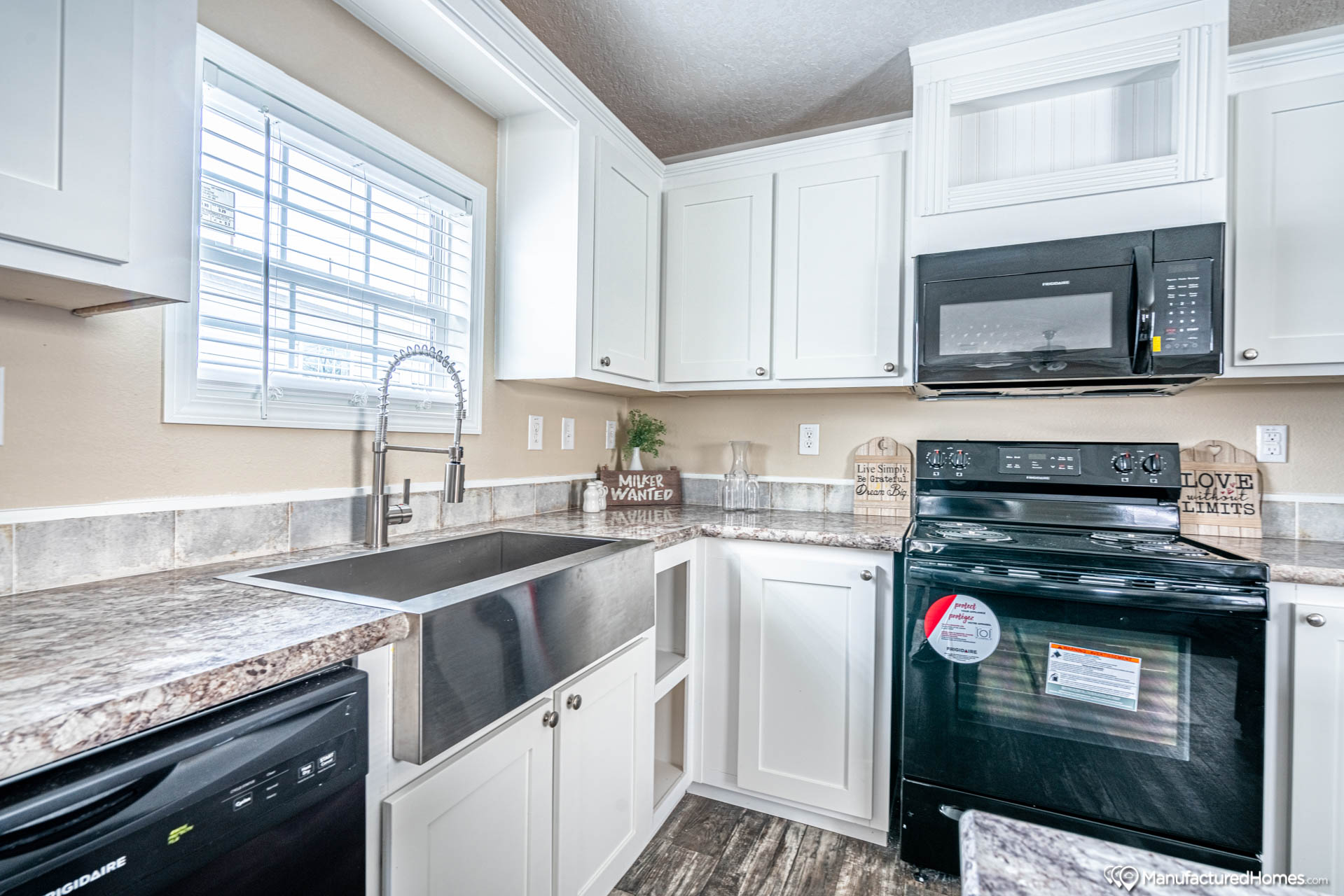 Legend / 1660390 by Stanton Mobile Home Sales FMHA